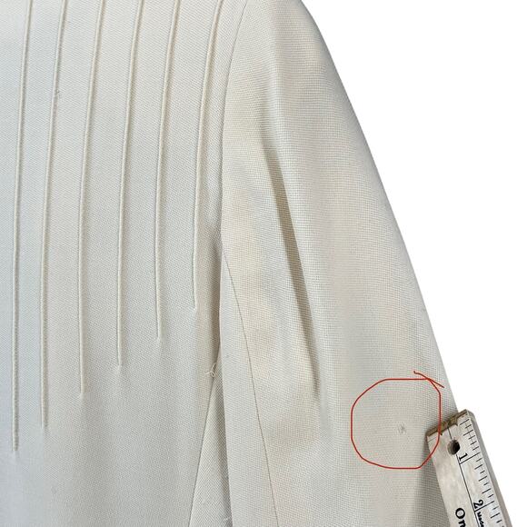 Vintage Valentino Miss V Coat Womens 12 /46 Cream Pleated Front Pockets Timeless - Picture 10 of 16